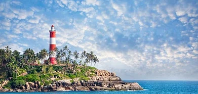 This small coastal town, south of Thiruvananthapuram is dotted with serene beaches and is also home to Lighthouse Beach. Credit Shutterstock
