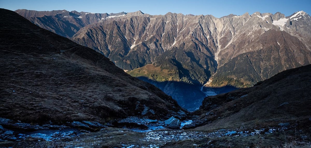 According to locals, the sage Bhrigu used to meditate near the lake