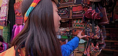 Thimphus Craft Bazaar is a treasure trove of local handicrafts and souvenirs