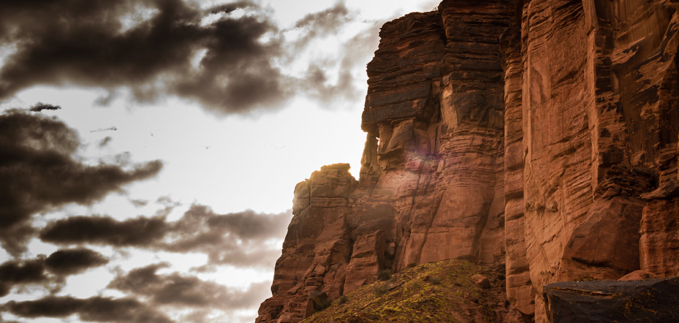 View of the rock formation formed by erosion through thousands of years in Petra