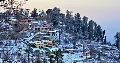 Snowfall near Shimla