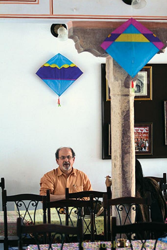 Peek Inside The Jaipur Literature Festival 2007