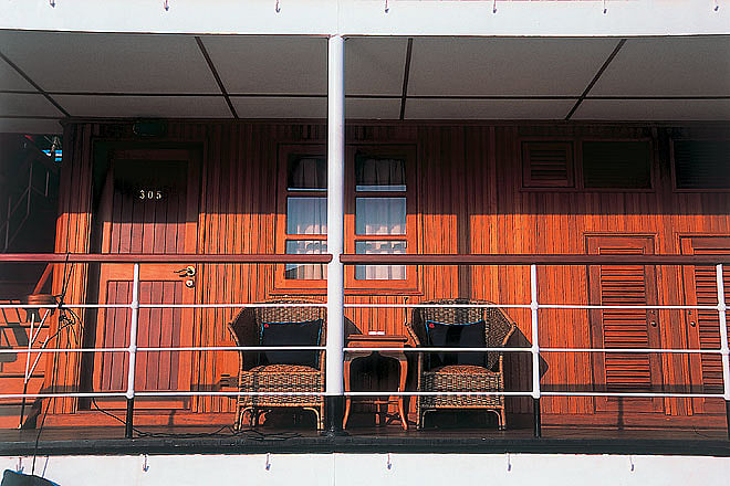Cruising down the Ganges