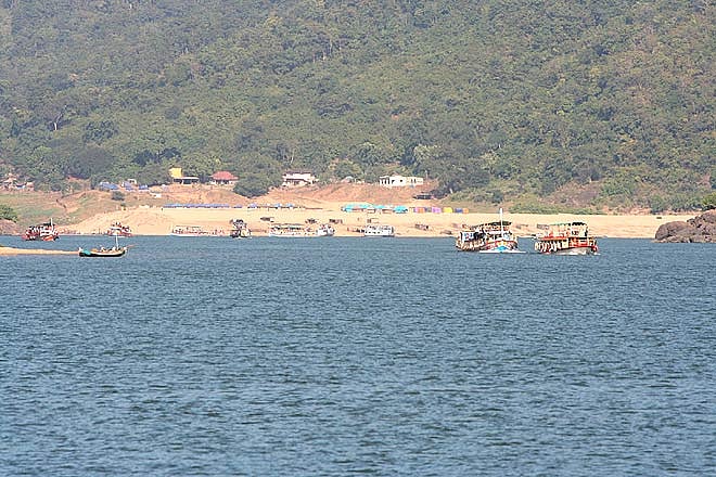 Paying homage to river Godavari