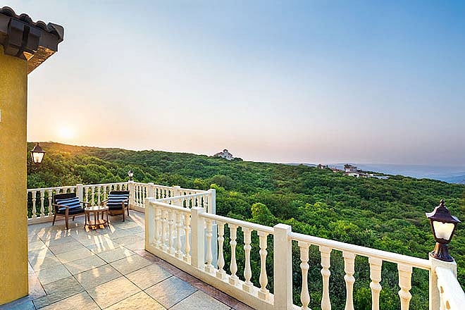 Full board in Mahabaleshwar