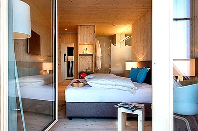 Alpine Skiing Week package