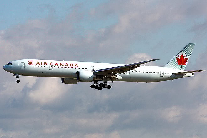 Direct flight from Delhi to Toronto