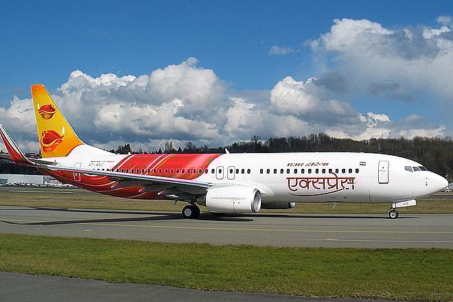 Direct flight between Varanasi and Sharjah