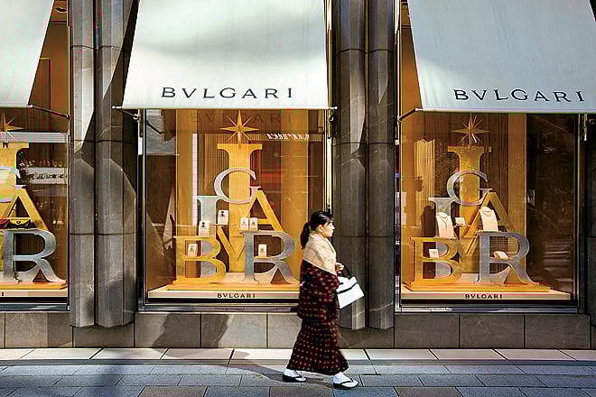 Viewing plum blossoms in Tokyo