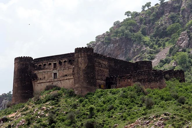 Bhangarh Fort ruins