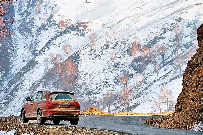 Kashmir Mapping the Old Mughal Road