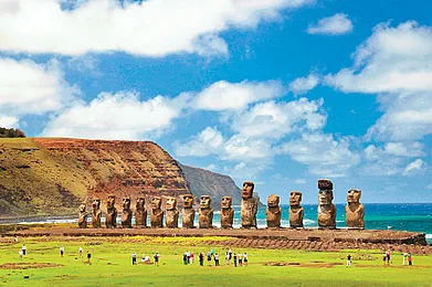 Shutterstock : Easter Island in Chile