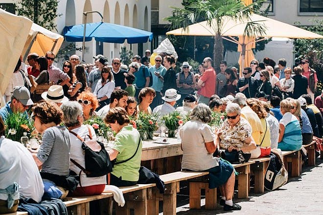 Longest Table In The World