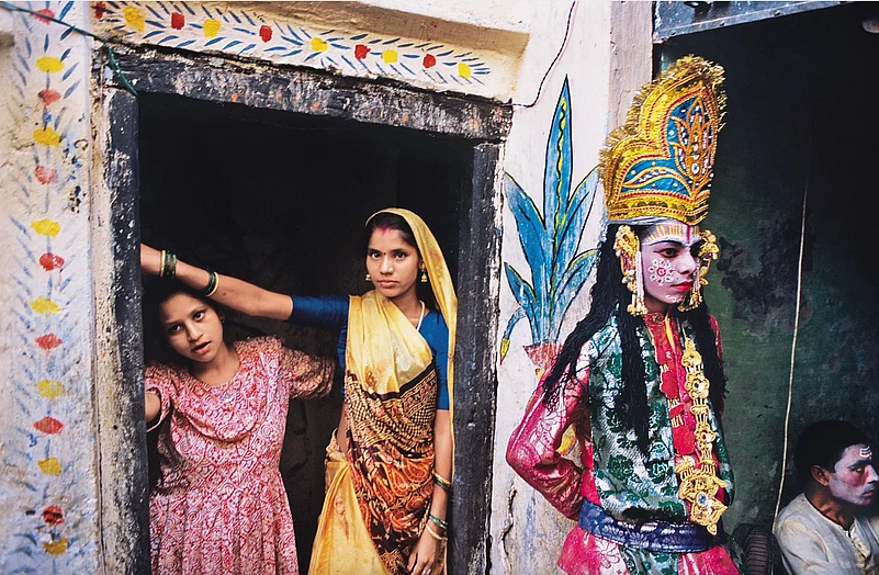 The swaroops (actors) are played by children, mostly under 14 years at the Ramnagar Ramlila