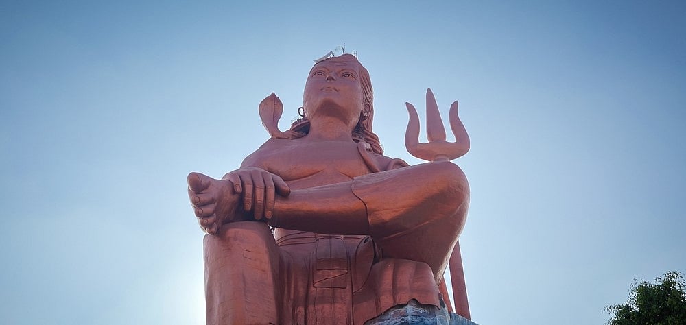 The Statue of Belief, or Vishwas Swaroopam in Nathdwara, Rajasthan, has received a high-tech addition in the form of the lights and sounds show. Credit www.shutterstock.com / Mayur_Mehta   