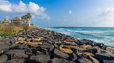 A Guide To Poompuhar, Tamil Nadu