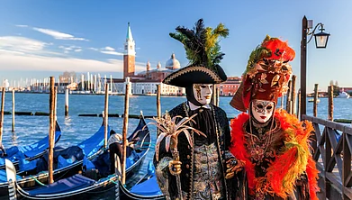 Put Your Masks On, Venice