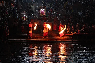 The Ganga aarti at Har ki Pauri draws throngs of visitors