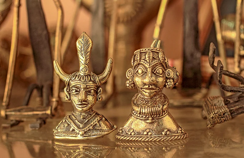 Handicraft art objects made by tribals from Bastar, Chhattisgarh.