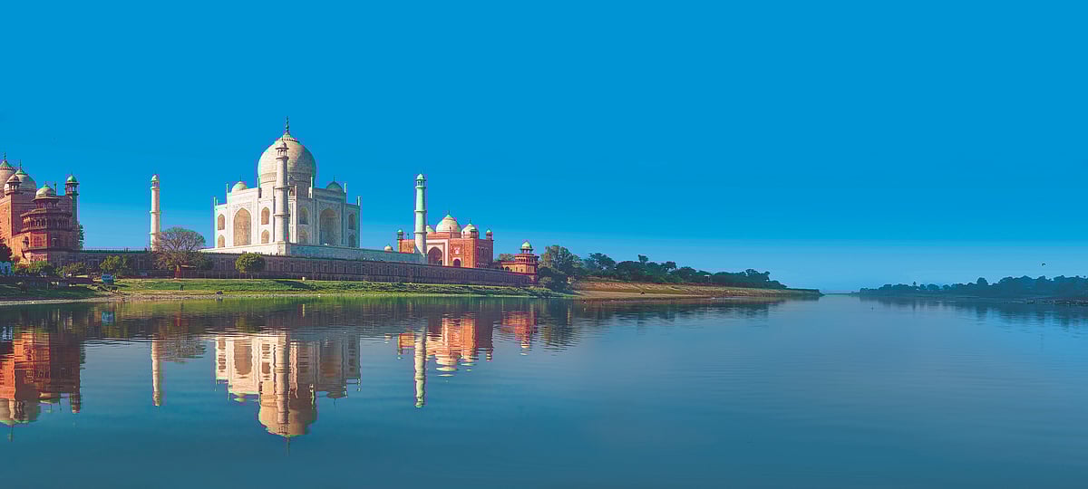 River Yamuna flowing along the Taj Mahal