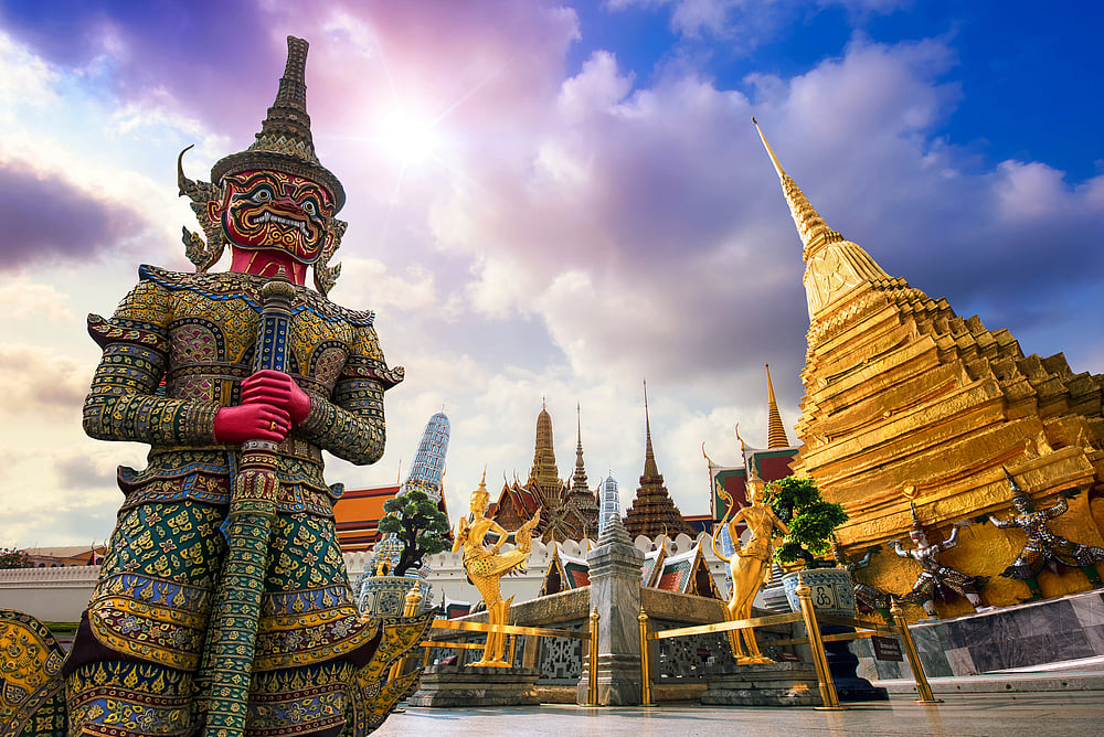 Wat Phra Kaew, Temple of the Emerald Buddha. Credits Shutterstock