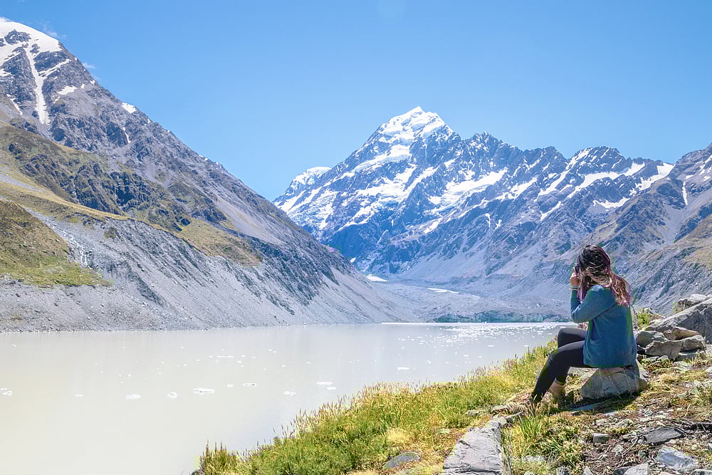 Go Solo 5 Apps For Women Travelling By Themselves