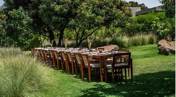 Woods at Sasan follows sustainable food practices