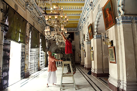 Inside Shobhabazar Rajbari