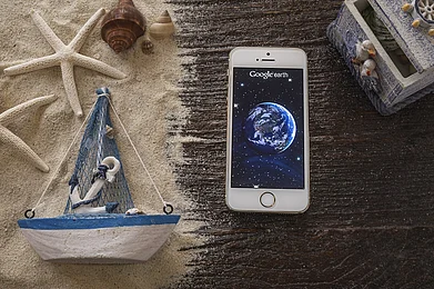 Around the world in 80 seconds