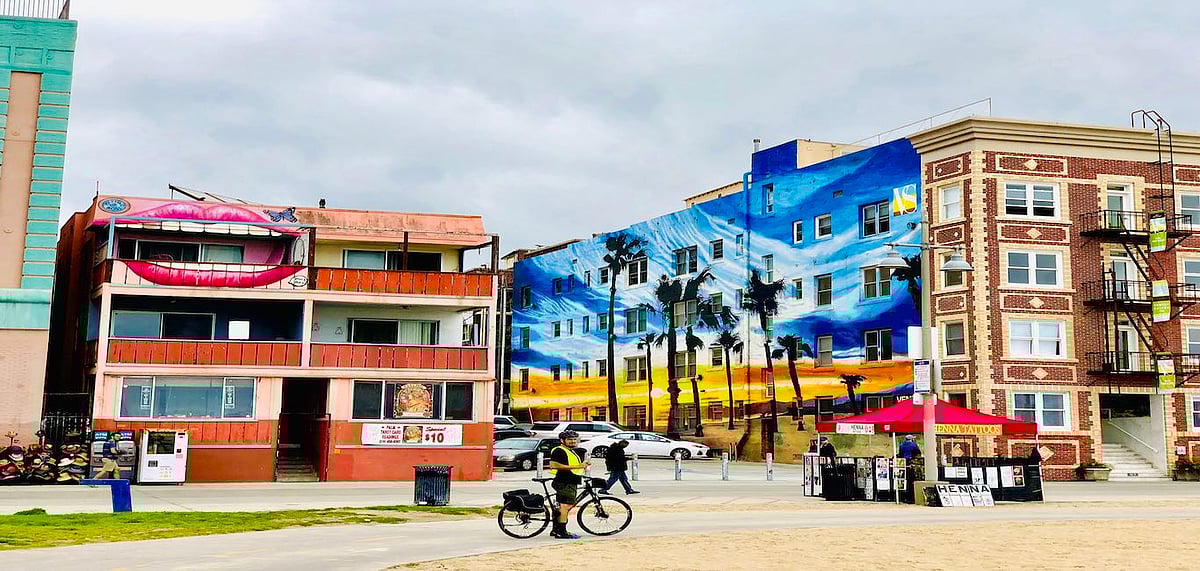A vibrant street art on the side of a building 