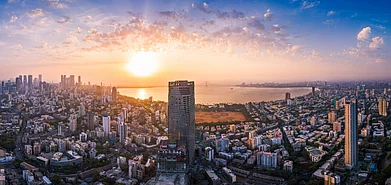 Towering Goals/Shutterstock : Birds-eye view of Mumbai, and the Arabian Sea in the Mahim Bay.