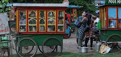 Chaat stall at Bapuji Nagar in Bhubaneswar, Odisha
