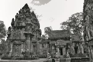 Banteay Srei The well-preserved exteriors. This elaborately carved temple built in pink sandstone (which weathers well), 32km from the main complex of temples, should not be missed for the world.