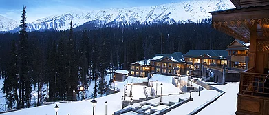 Khyber Resort : Kashmir Carry On up the Khyber