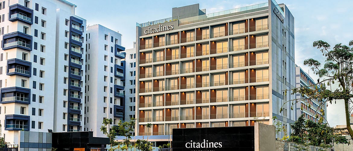 Playing House In The South