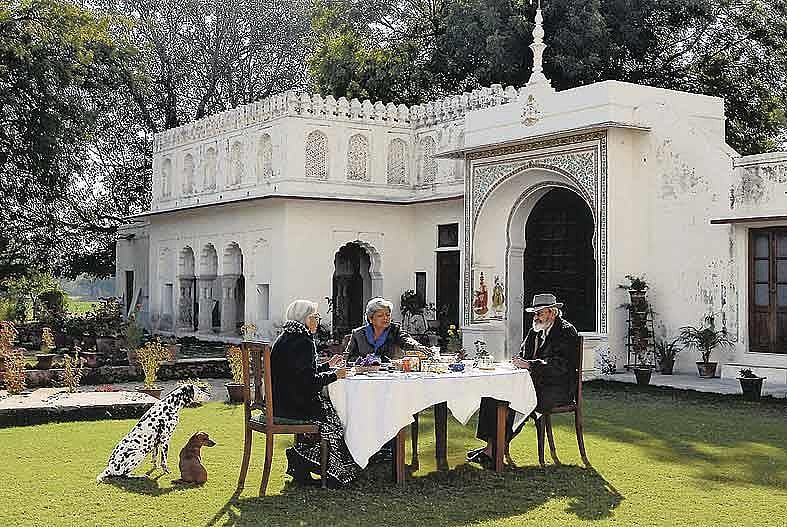 The lawns of the Shahpura Bagh