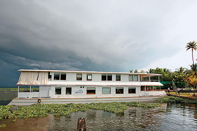 Cruising down the Vembanad Lake
