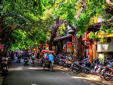 Shutterstock : Most popular hostels in Hanoi are located in the Old Quarter