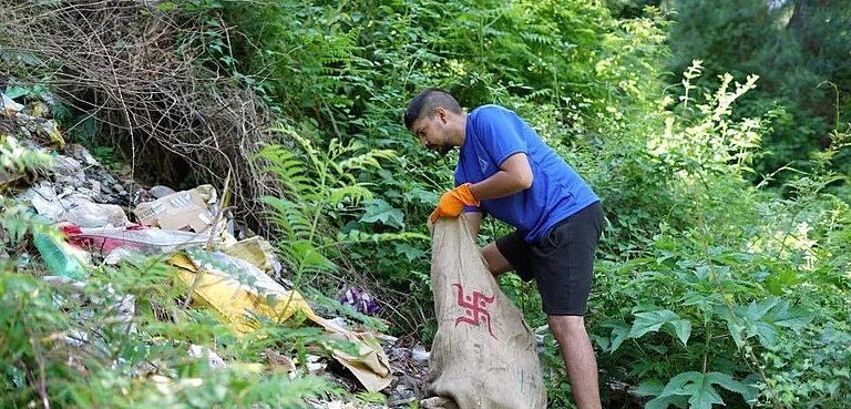 Pradeep Sangwan's Healing Himalayas Foundation has been cleaning up villages since 2016 - null