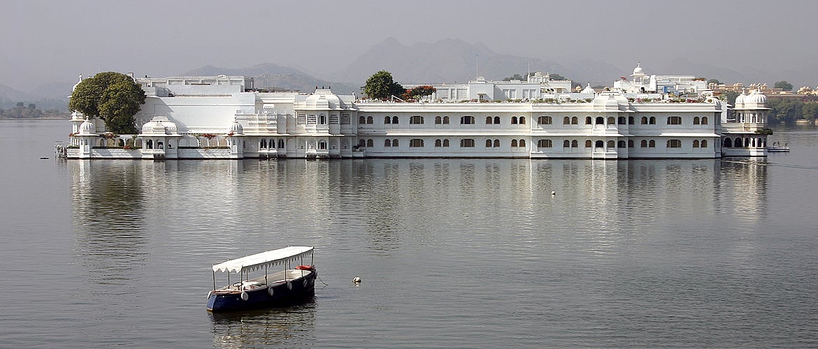Lake Pichola Centre of Attention