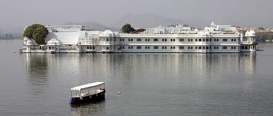 Lake Pichola Centre of Attention