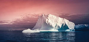 Antarctic landscape Australia is co-sponsoring the proposal for an East Antarctic Marine Protected Area