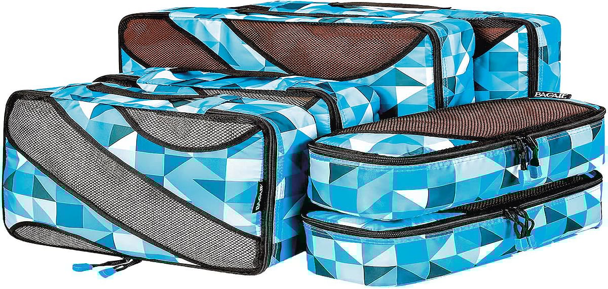 This set of 6 packing cubes is sure to make your journey hassle free