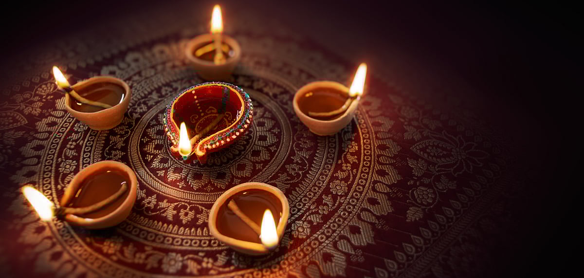 The soiree includes a selection of rock n roll, folk, English and Hindi music