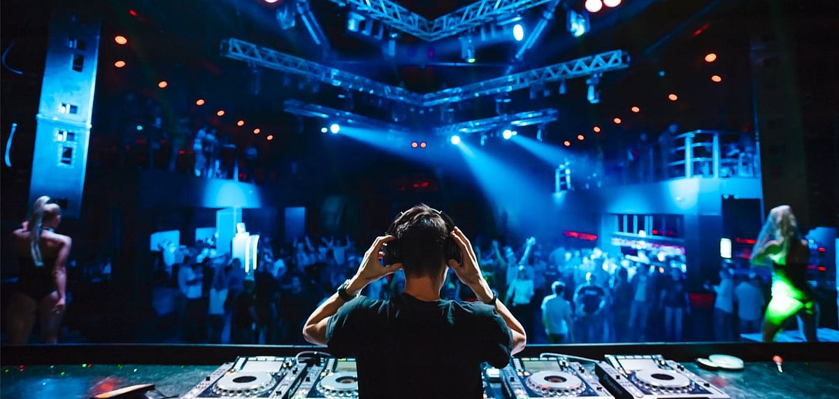  Representative Image Clubbing before coronavirus 