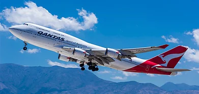 On 28 March 2020, Qantas flew its last commercial Boeing 747 from Santiago de Chile to Sydney