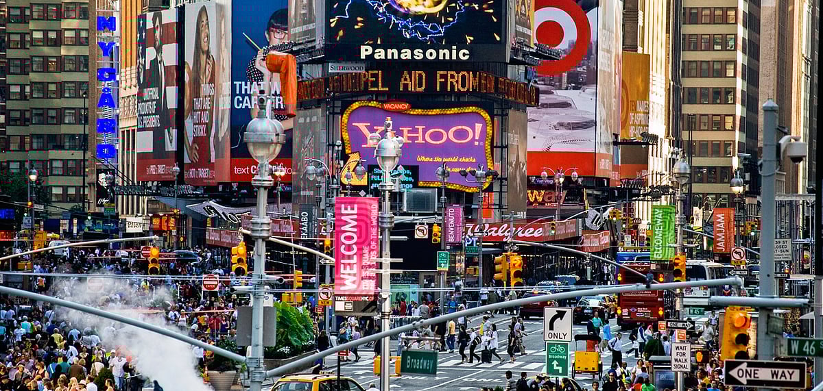 Times Square in New York is where you can see the landing of NASAs InSight on Mars live