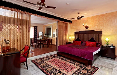 Take in a Jodhana experience at the royal suite in the Ranbanka Palace