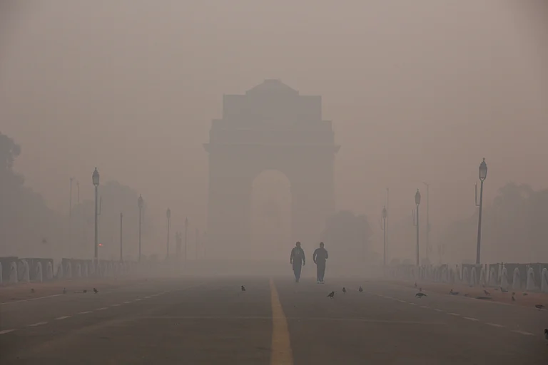 Dense fog frequently engulfs Delhi NCR and its surrounding states in winter - Shutterstock