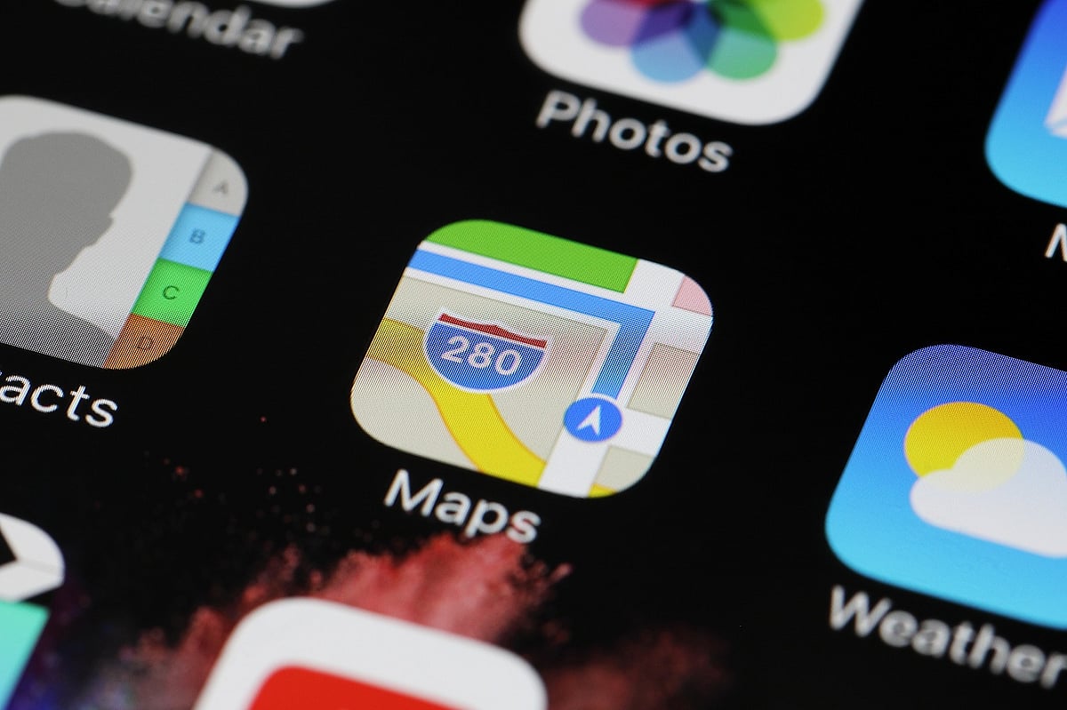 Apple will no longer depend on user generated views and recommendations on their maps. 